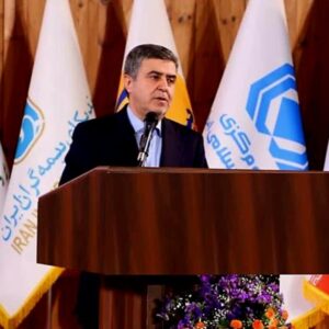 پیام تبریک قائممقام بیمه مرکزی به مناسبت بیستویکمین سالروز تأسیس شرکت بیمه دی؛ پاسداشت دو دهه خدمت به خانوادههای معظم شهدا و ایثارگران
